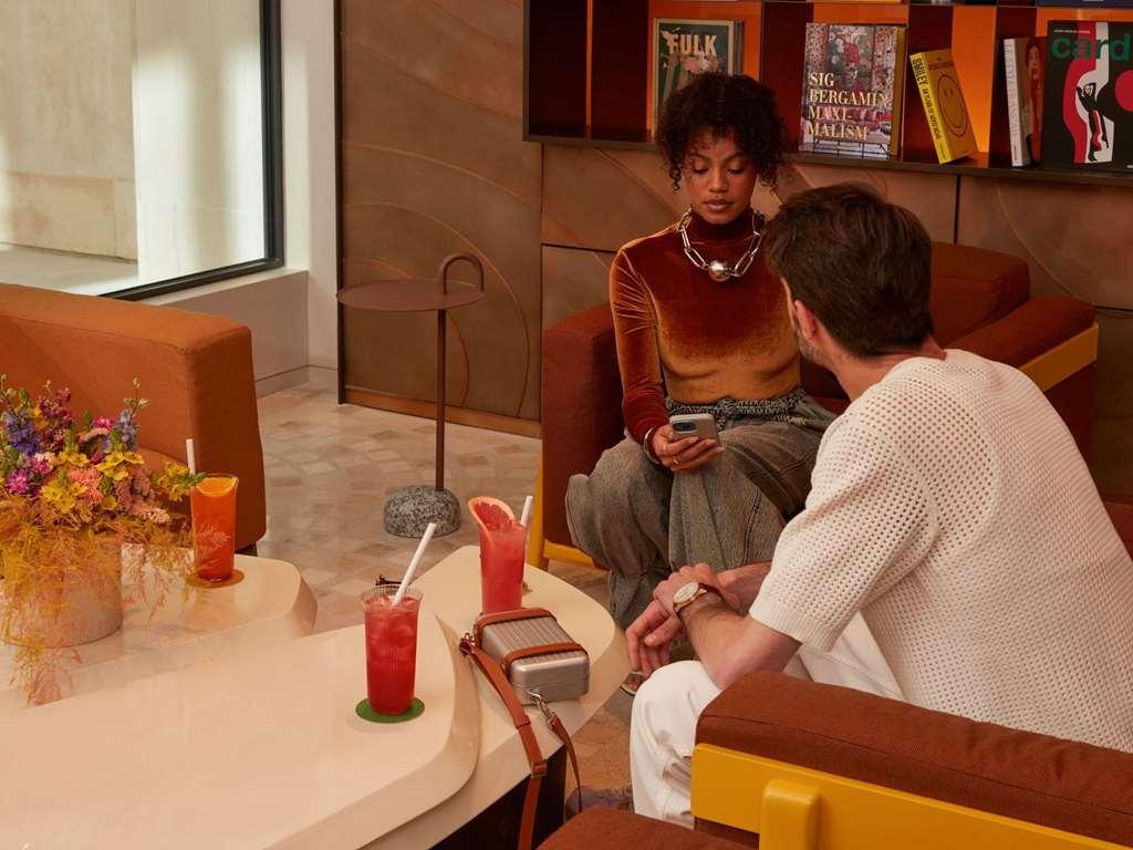 So/ Paris Hotel Restaurant photo